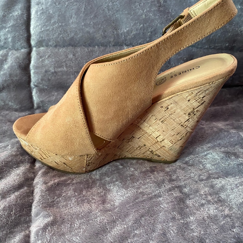 Women’s sandals
